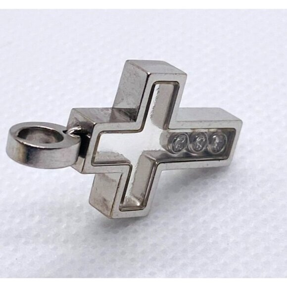 SOLD!!! Chopard Happy Diamonds 18K 750 White Gold Cross Pendant Charm - Picture 9 of 10